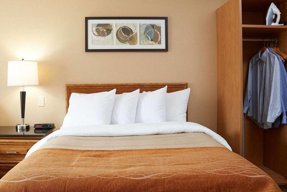 Comfort Inn Cobourg Luaran gambar